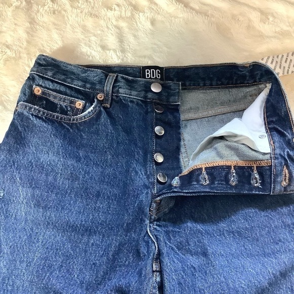 CURBAN Outfitters BDG Premium High-Waisted Dad Jean - Picture 11 of 11